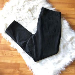 Black Skinny D. Jeans